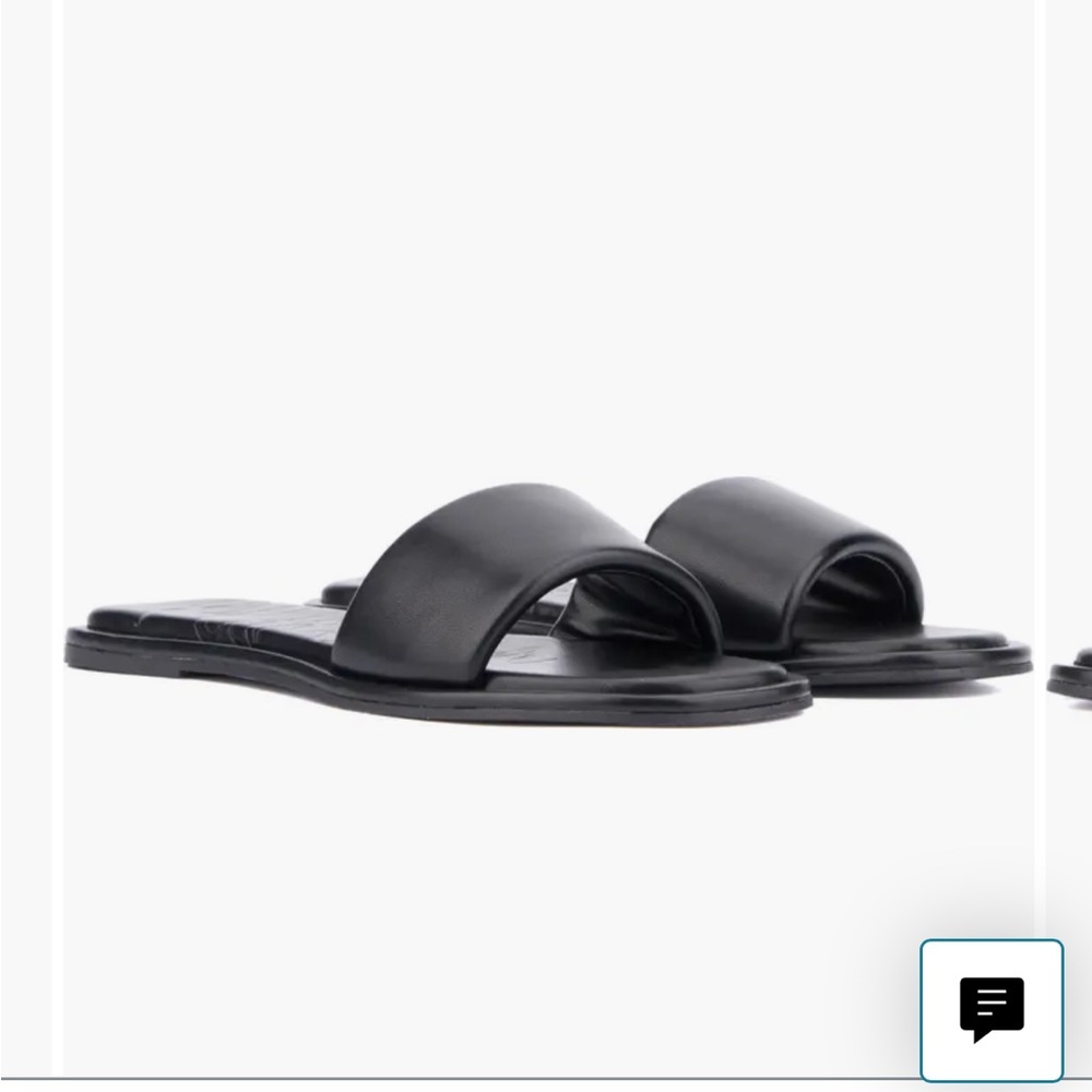 BRAND NEW! Olivia Miller black sandals